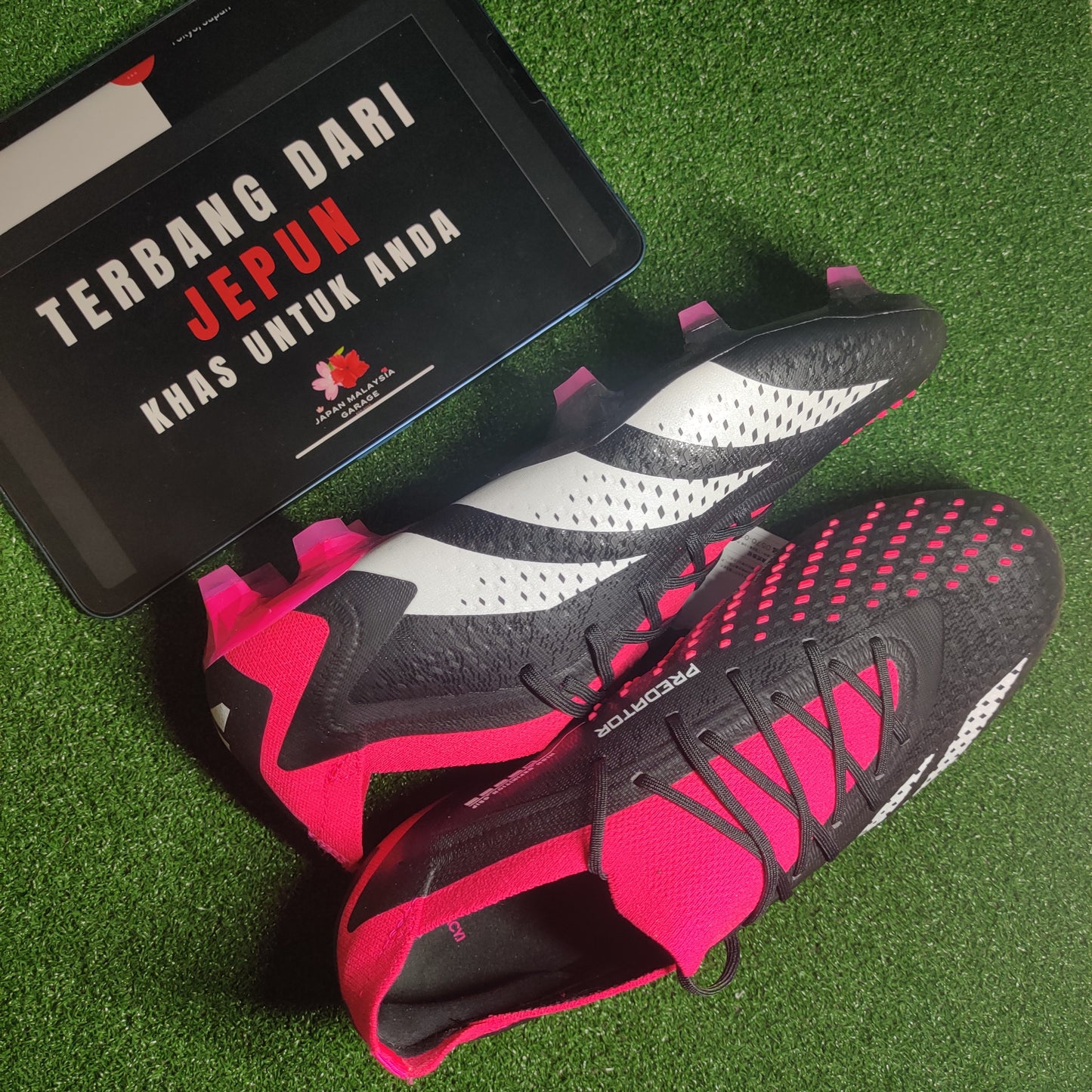 Adidas Predator Accuracy.1 L FG (Core Black/Team Shock Pink)