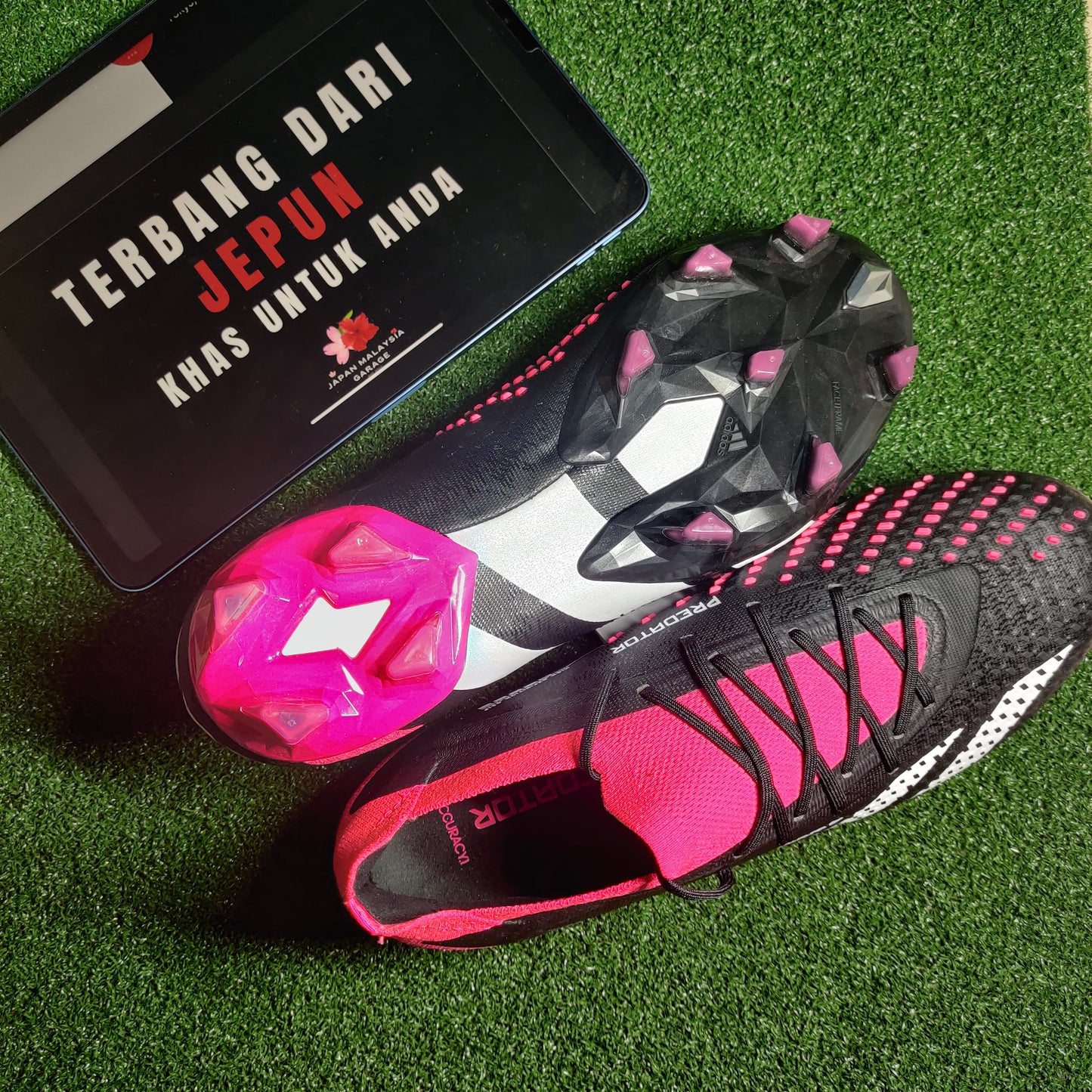 Adidas Predator Accuracy.1 L FG (Core Black/Team Shock Pink)