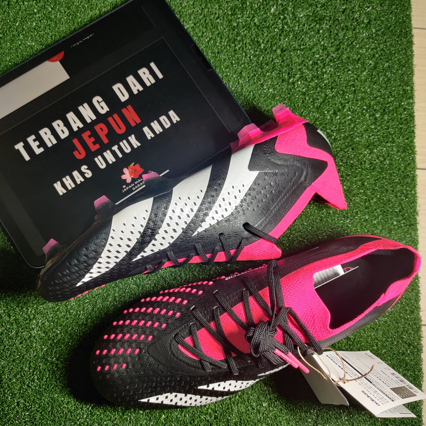 Adidas Predator Accuracy.1 L FG (Core Black/Team Shock Pink)
