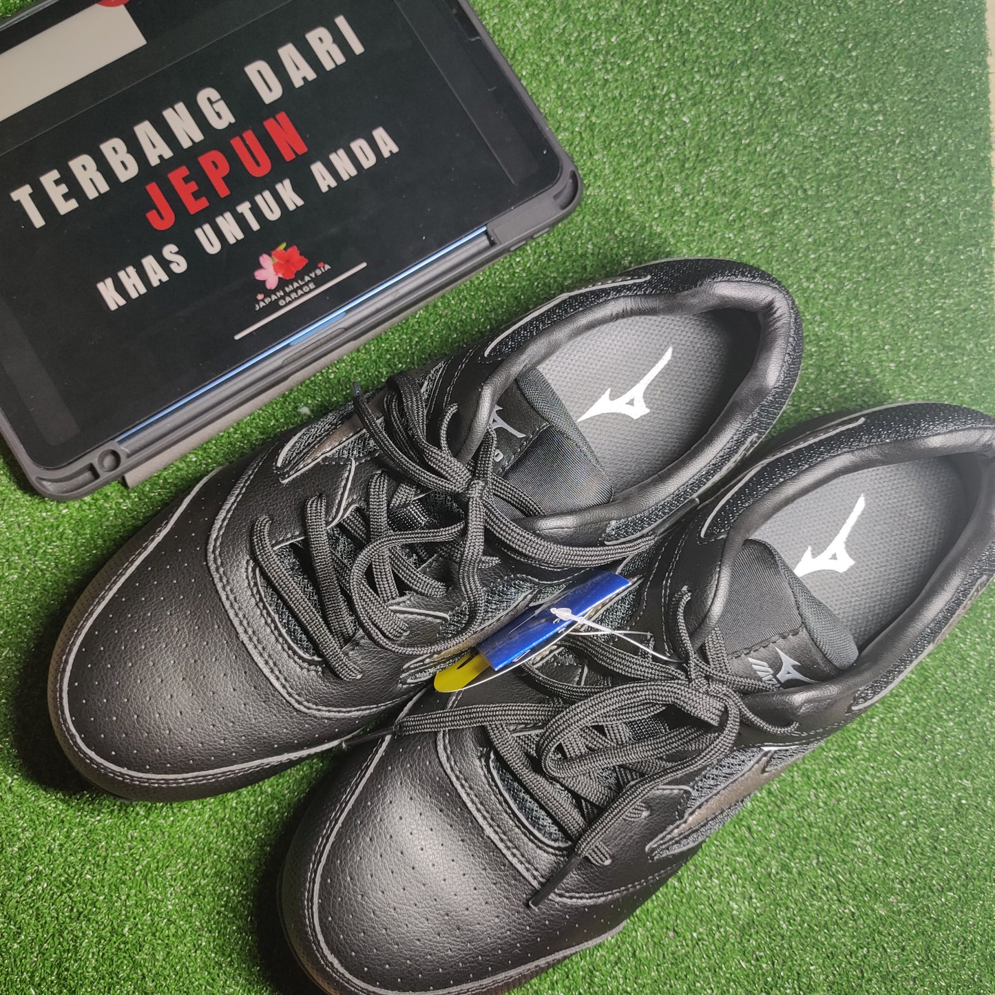 Mizuno Almighty LS2
