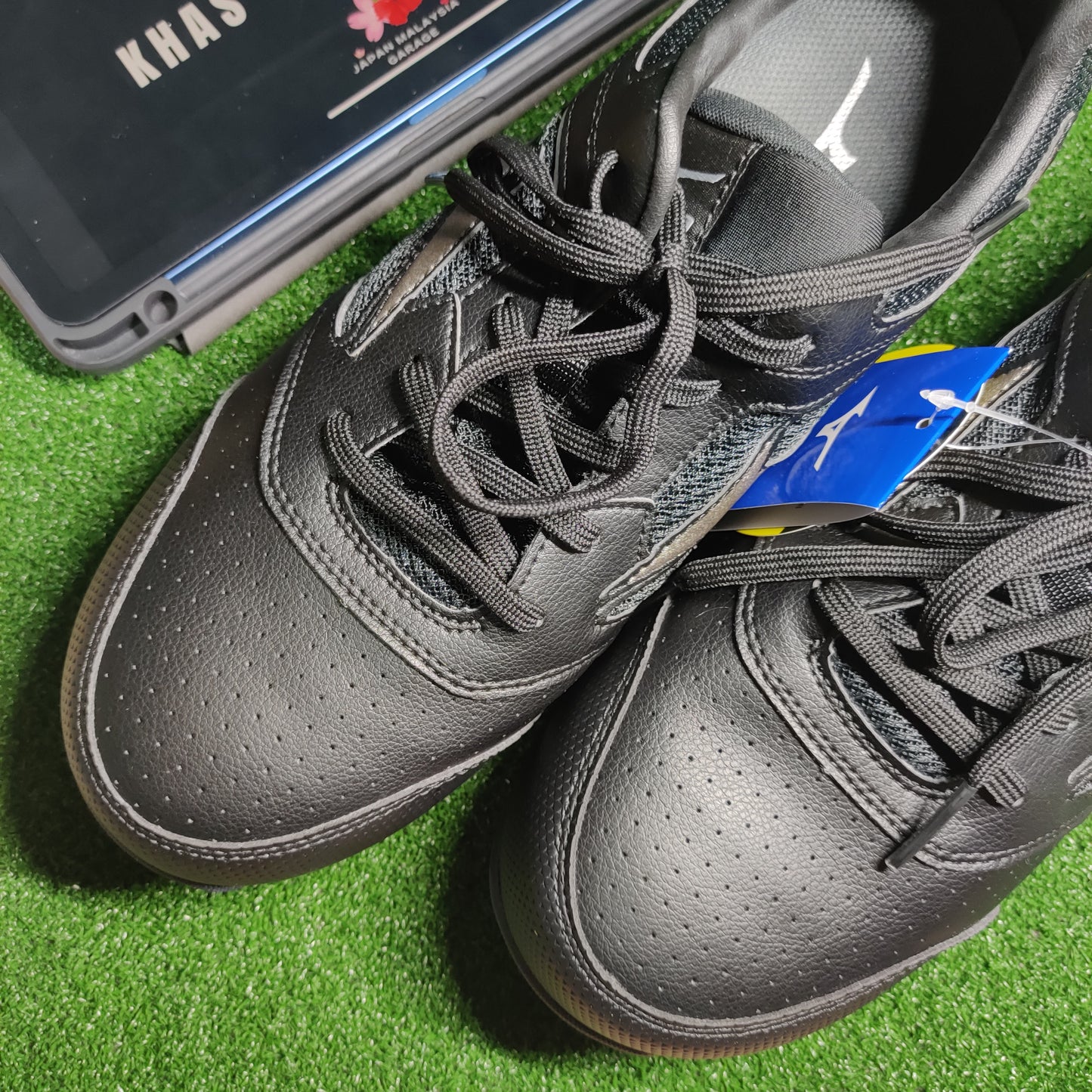 Mizuno Almighty LS2