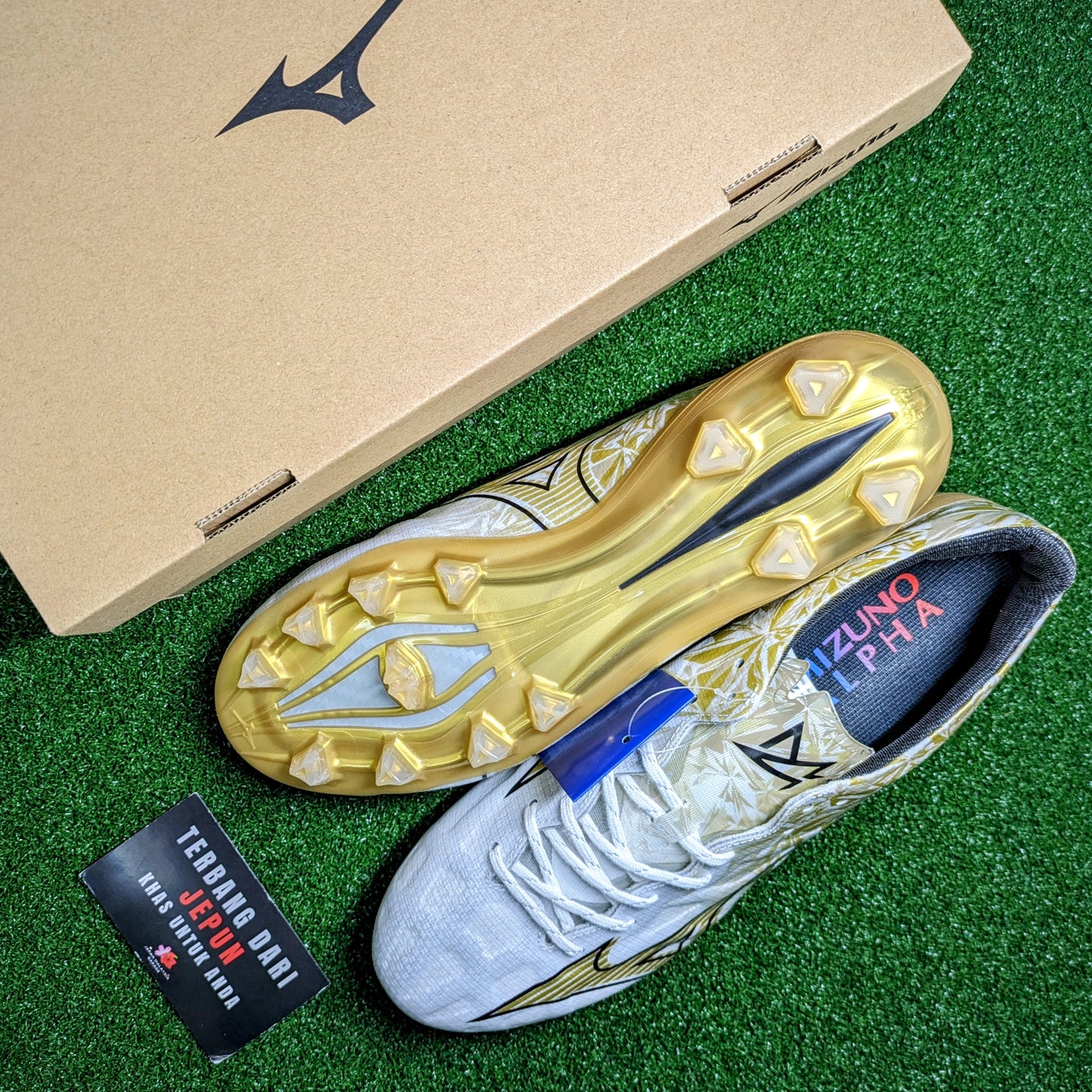 Mizuno Alpha Elite(Prism Gold)