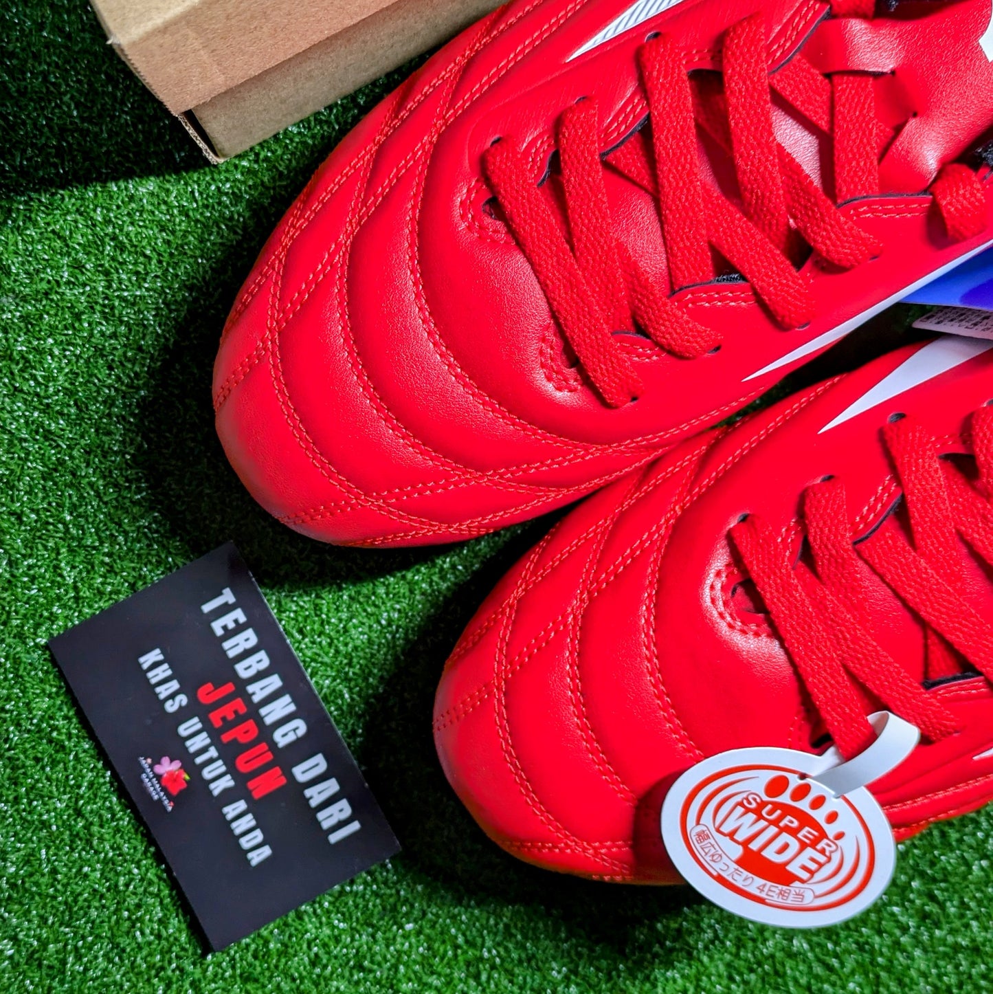Mizuno Waitangi 2 CL(Red/Black)