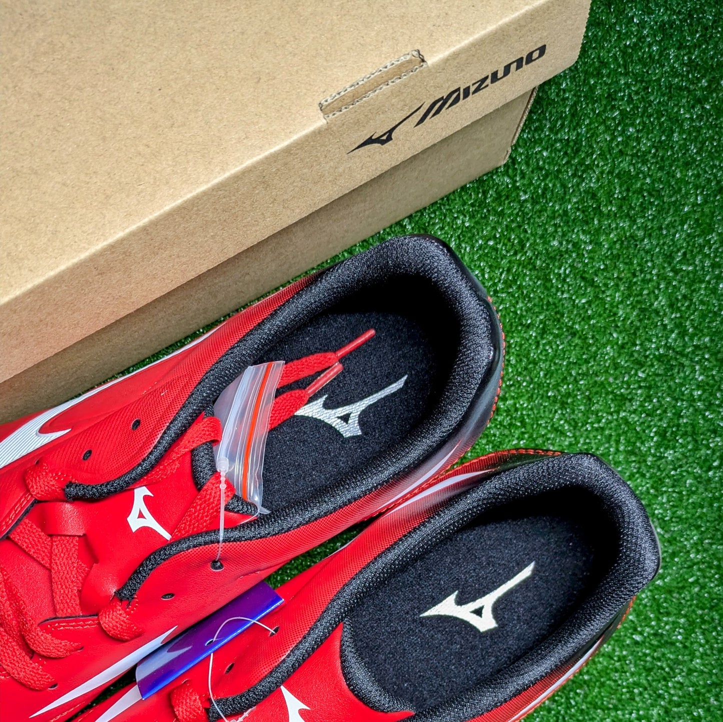 Mizuno Waitangi 2 CL(Red/Black)